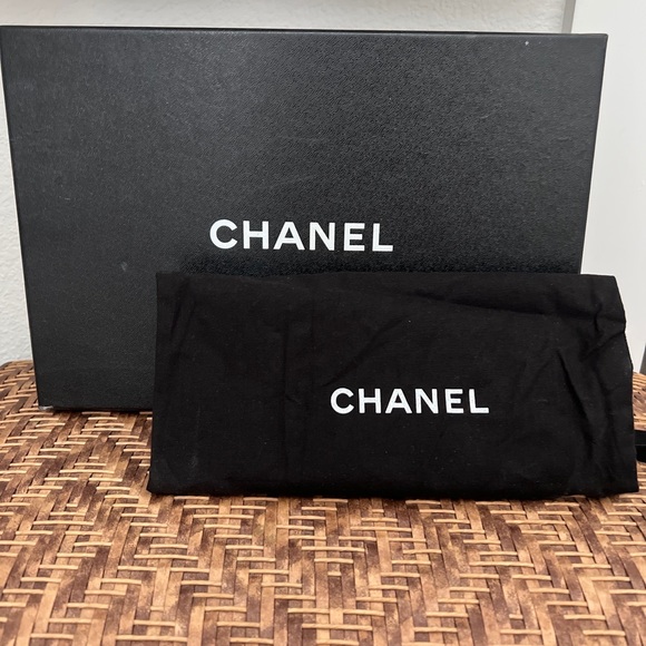 Chanel pumps size 10 - Picture 7 of 7